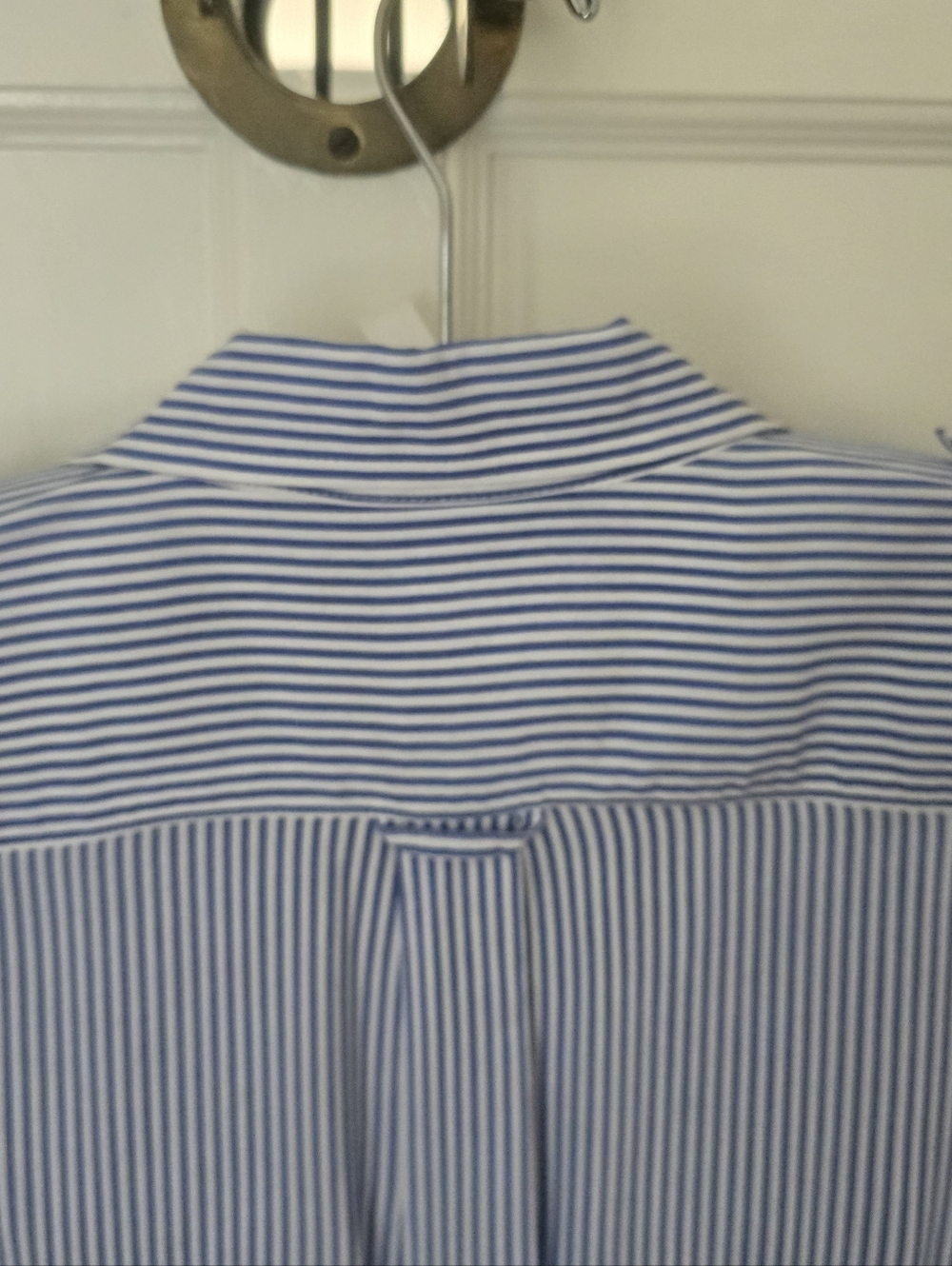 Banan Republic Blue White Striped Size M Blouse - Picture 5 of 6